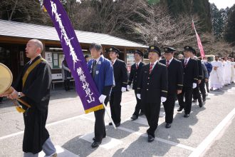 行僧の行列